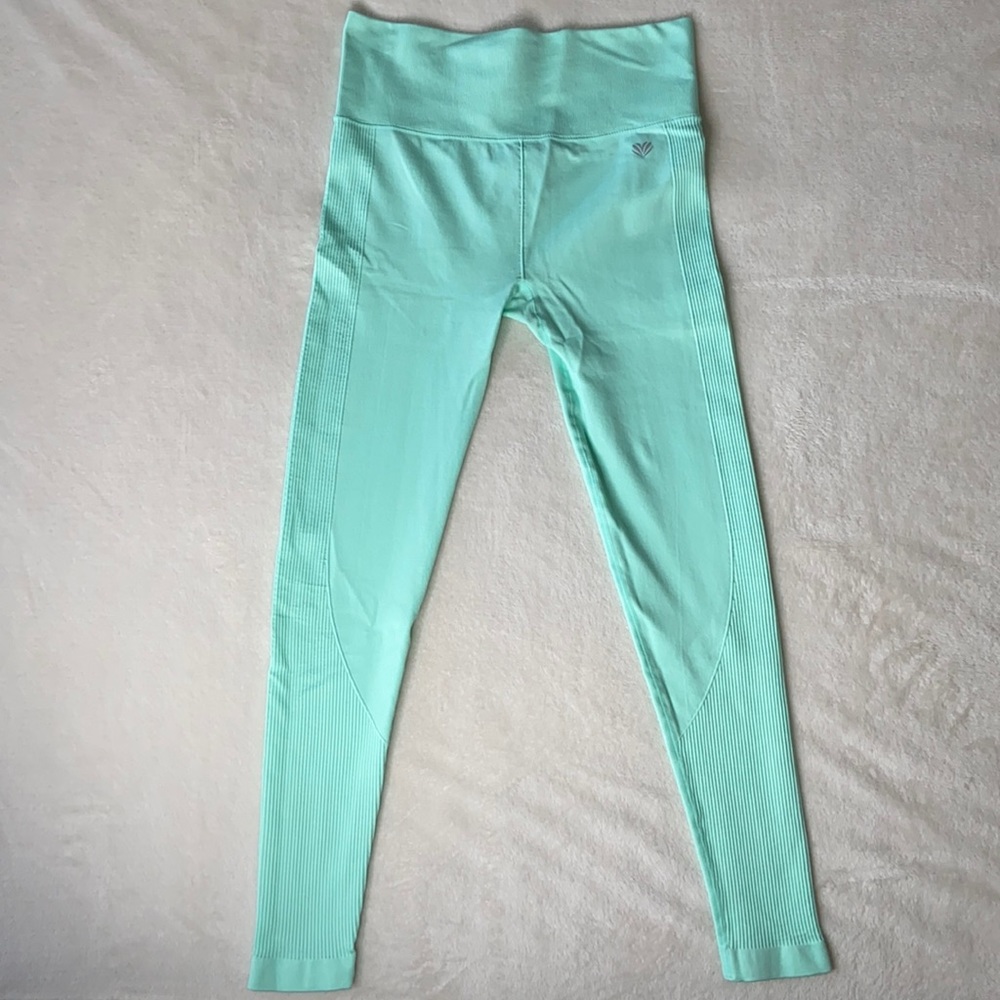 Forever 21 Seamless Leggings in Seafoam